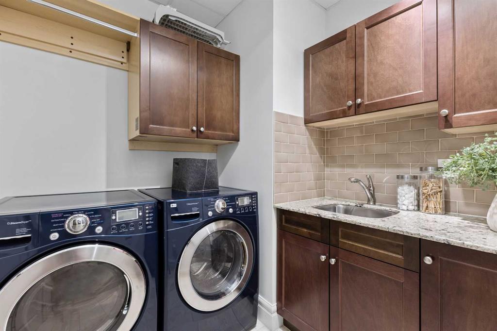 910 5 Avenue SW #2801 photo 3