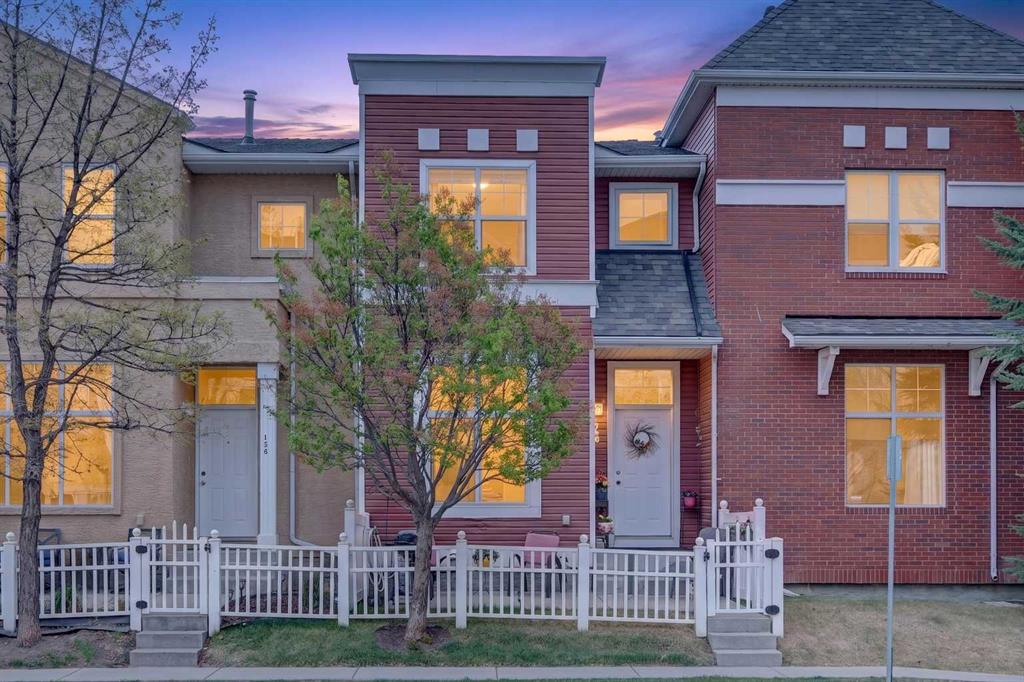 140 Promenade Way SE photo 2