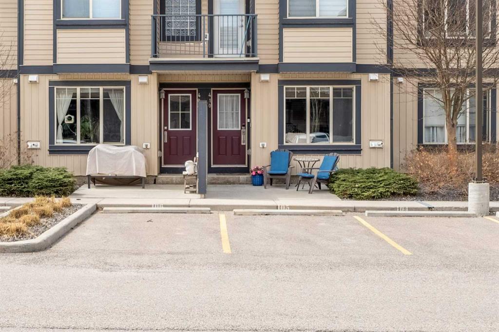 121 Copperpond Common SE #410 photo 3
