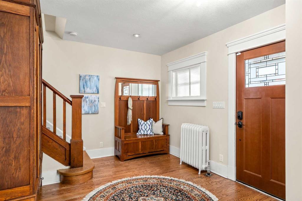 3607 7 Street SW photo 4