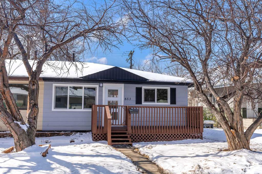 853 Northmount Drive NW photo 4