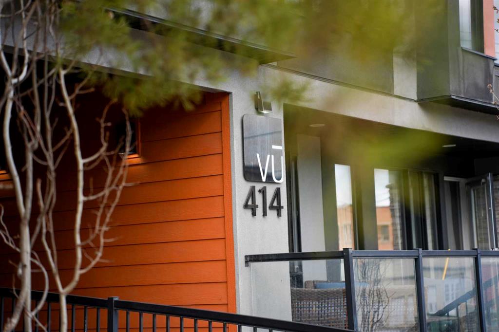 414 Meredith Road NE #207