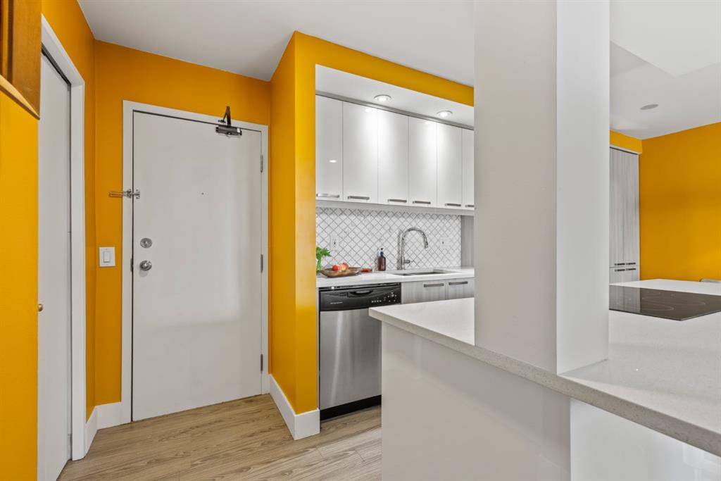 2909 17 Avenue SW #203 photo 4