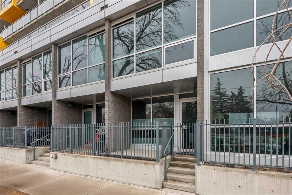 235 9A Street NW #111 photo 2
