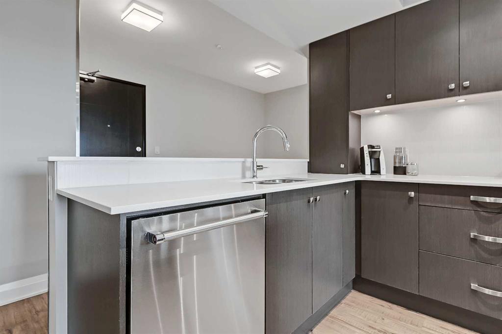 930 6 Avenue SW #2304 photo 3