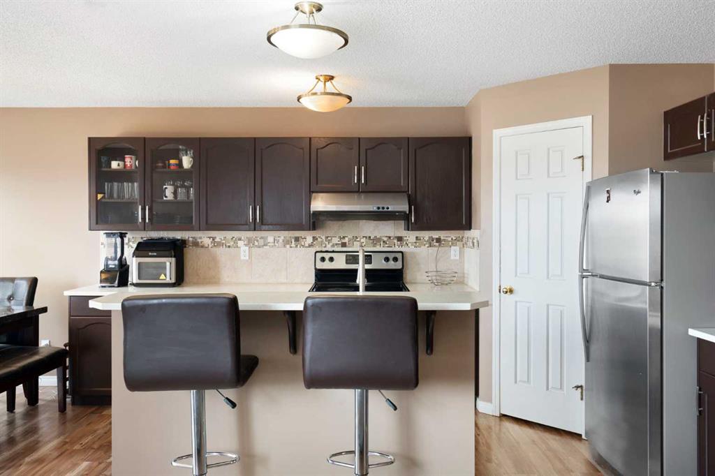 459 Citadel Meadow Bay NW photo 4