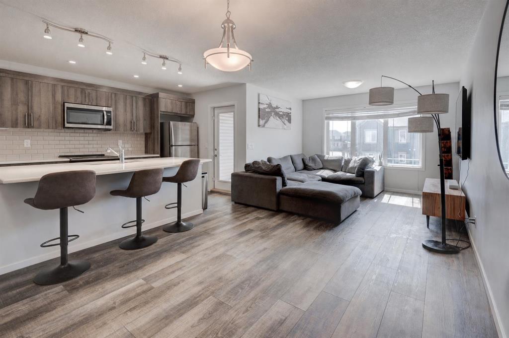 51 Cityscape Row NE photo 4