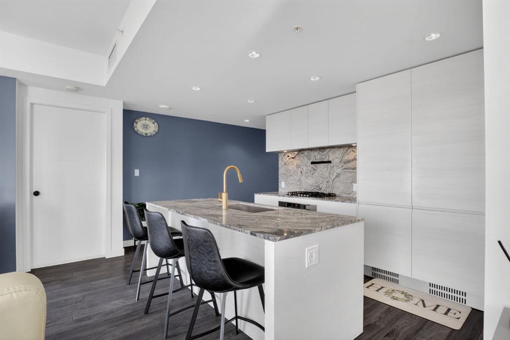 310 12 Avenue SW #1907 photo 4