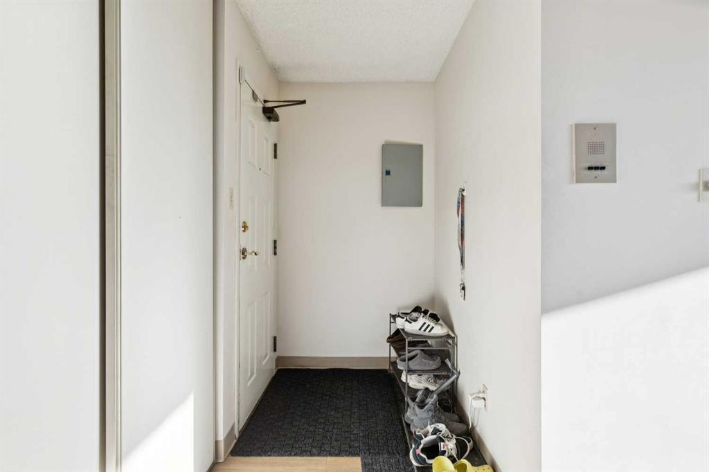 924 14 Avenue SW #1510 photo 5