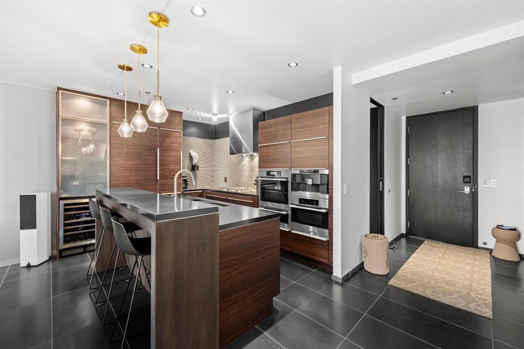 108 9 Avenue SW #1502 photo 4