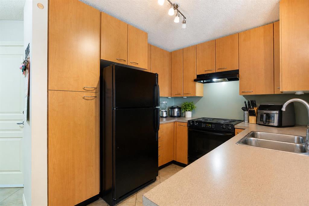 5115 Richard Road SW #216 photo 5