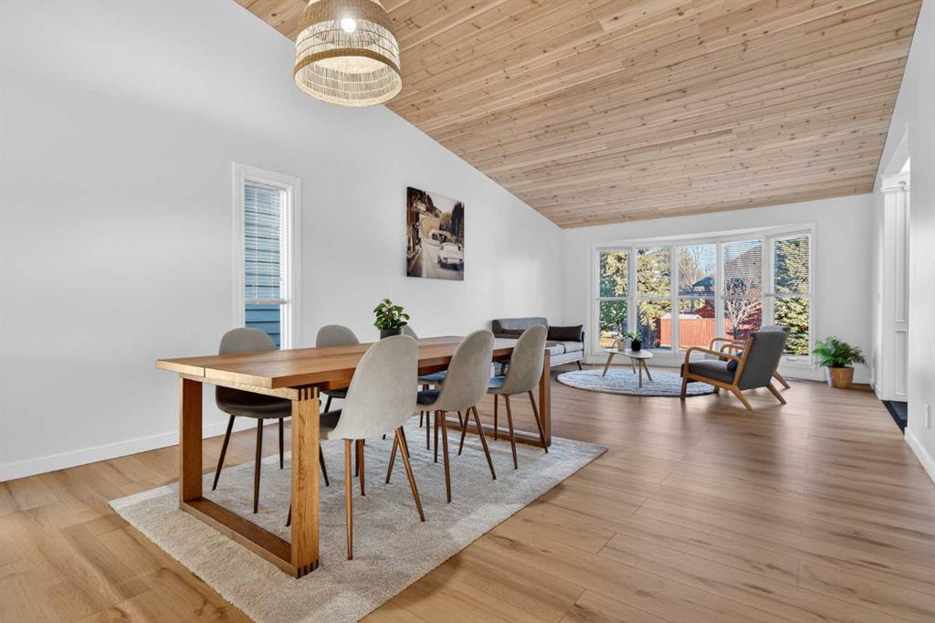 303 Woodside Place