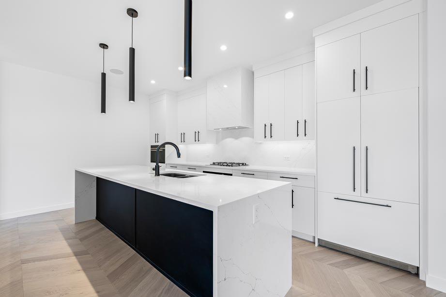 835 78 Street SW #112 photo 3