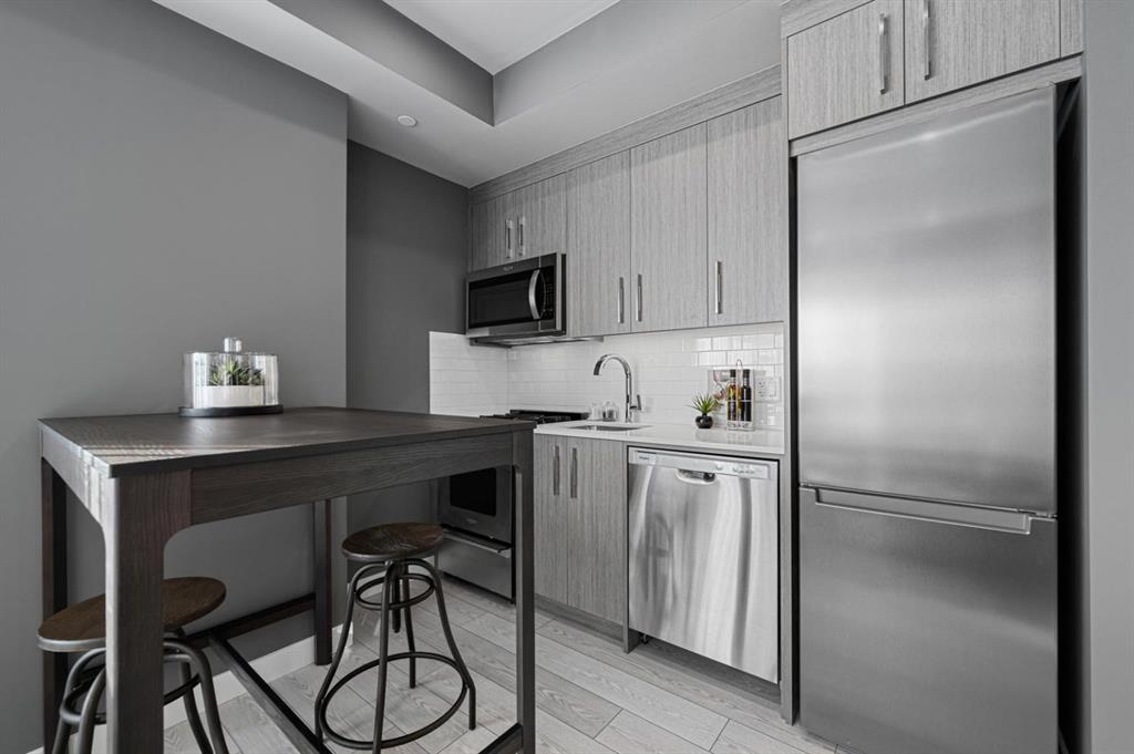 110 18A Street NW #440 photo 2