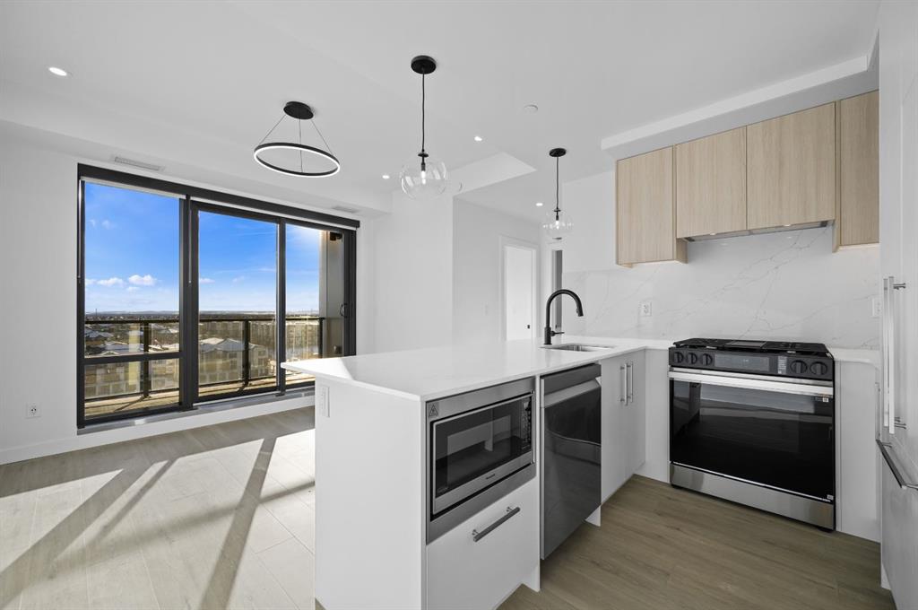 8375 Broadcast Avenue SW #701 photo 2