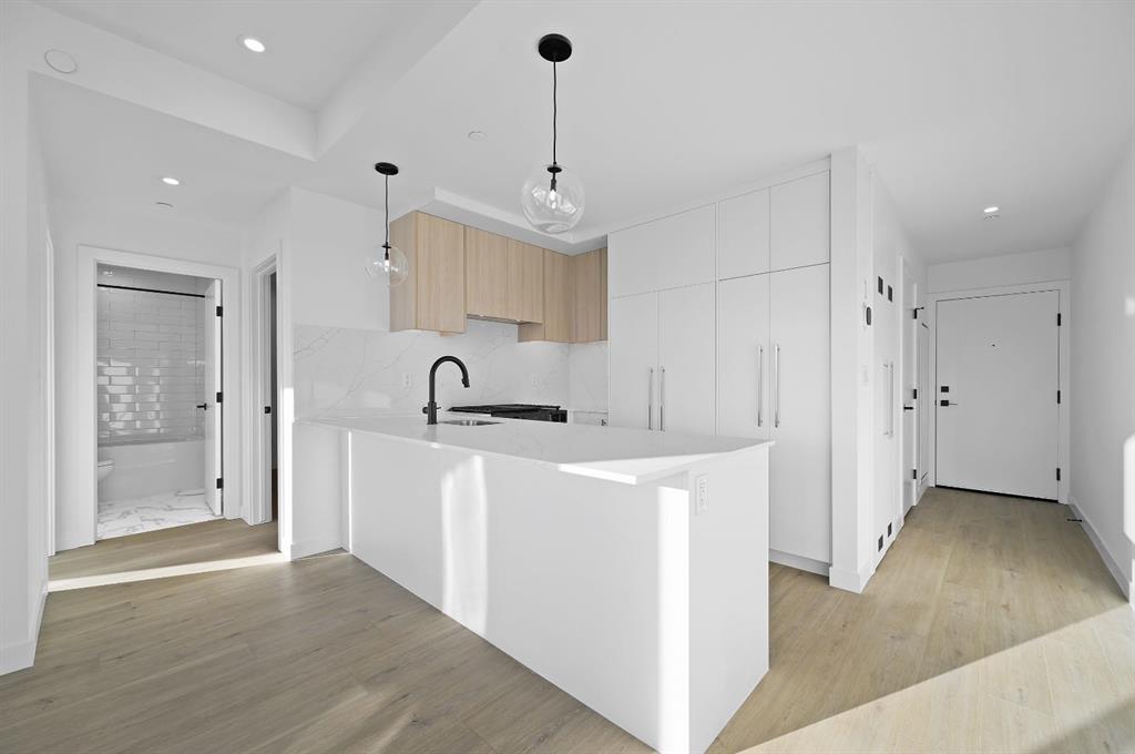 8375 Broadcast Avenue SW #701 photo 4