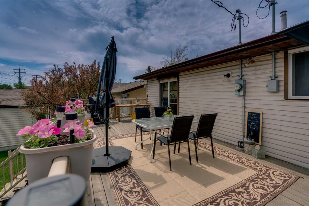 20 Ogmoor Crescent SE photo 5