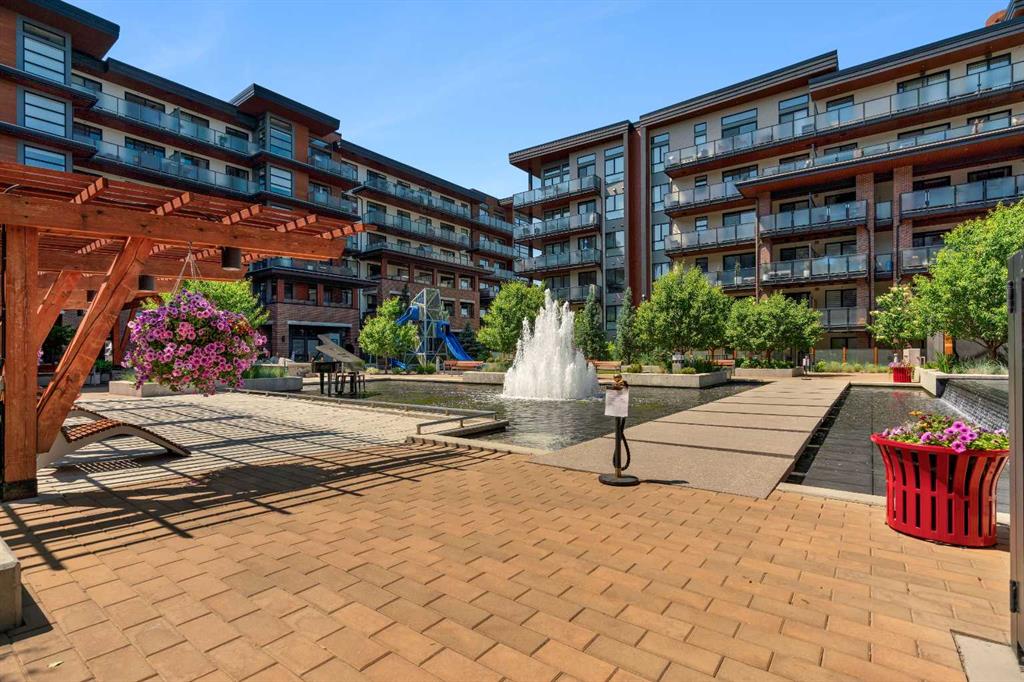 2231 Mahogany Boulevard SE #303 photo 3