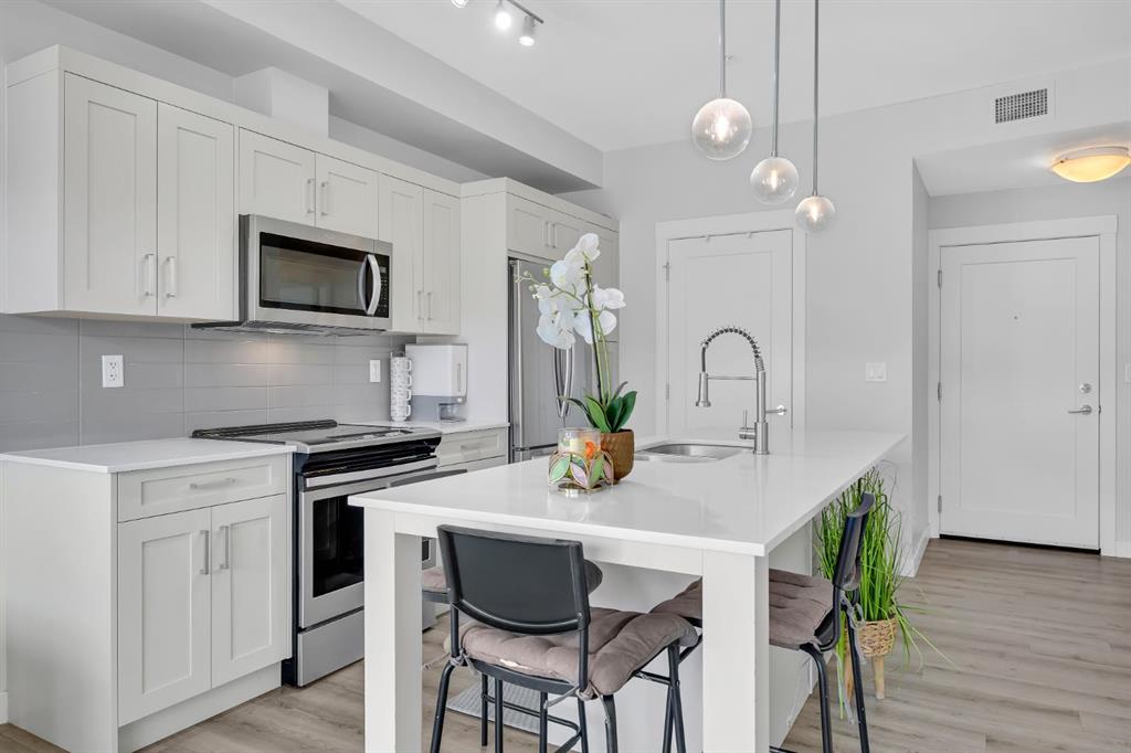 35 Walgrove SE #305 photo 3