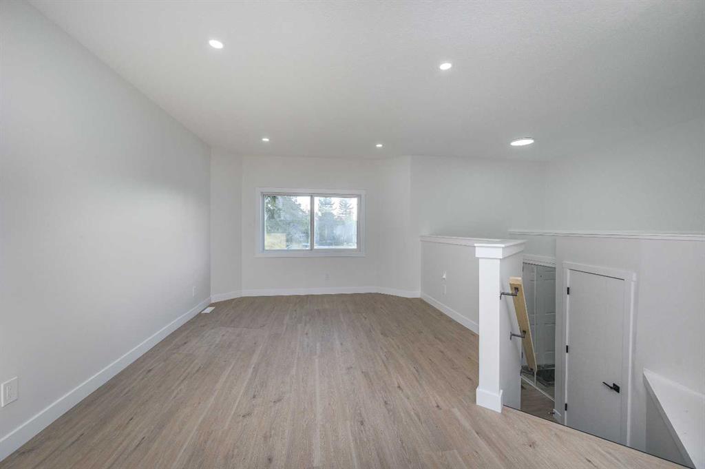 4249 Catalina Boulevard NE photo 5