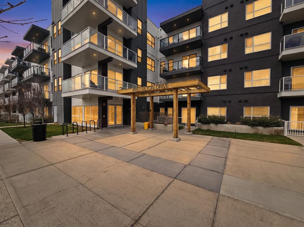 4150 Seton Drive SE #109 photo 2