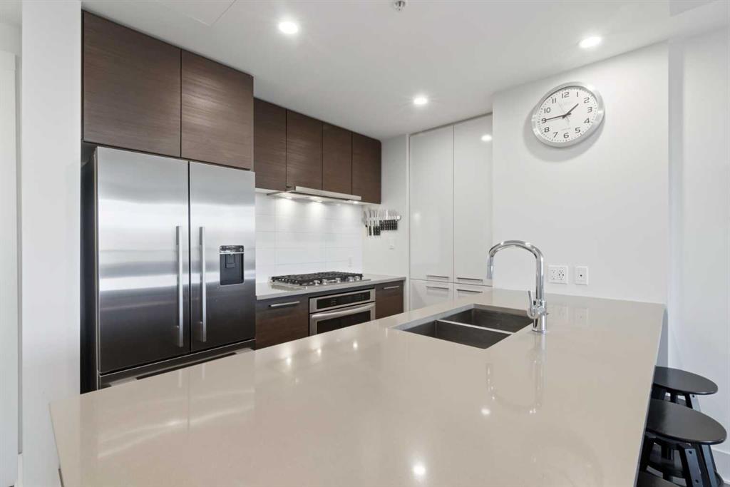 38 9 Street NE #418 photo 2