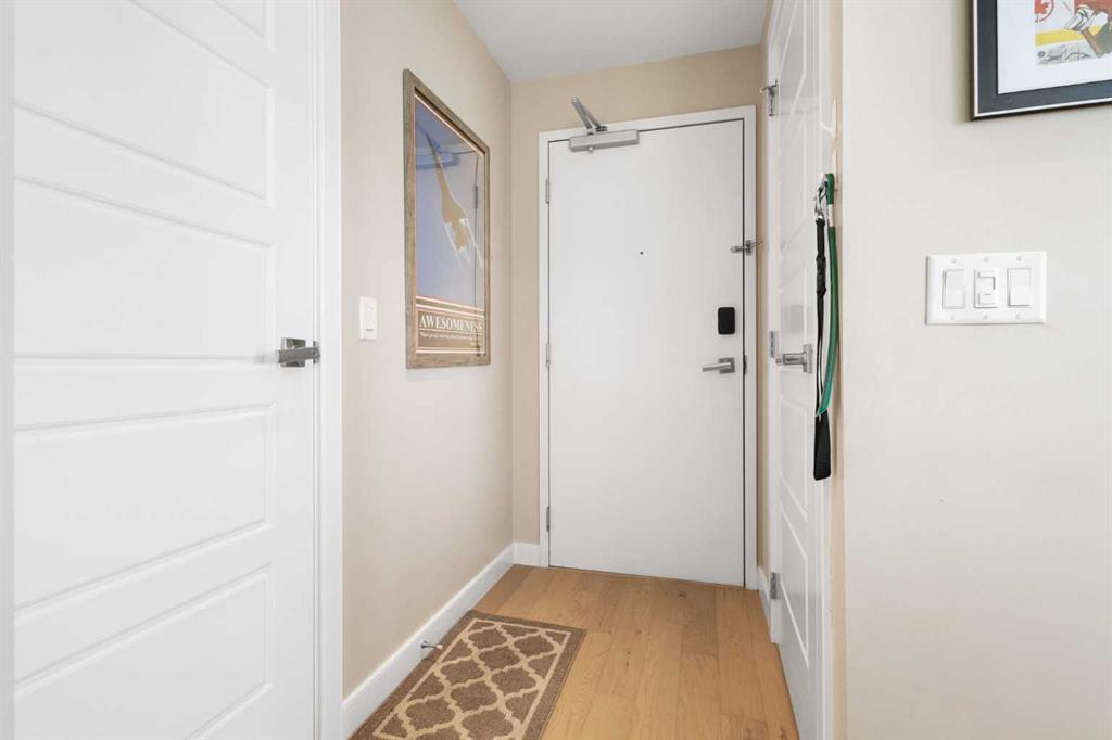 225 11 Avenue SE #2206 photo 2