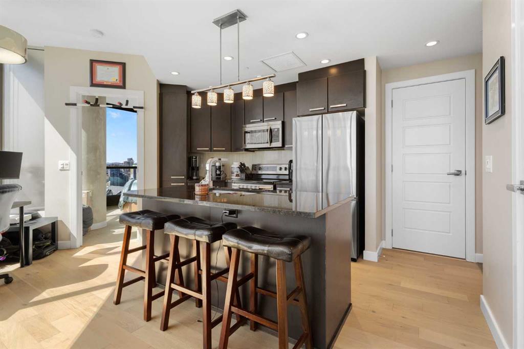 225 11 Avenue SE #2206 photo 5