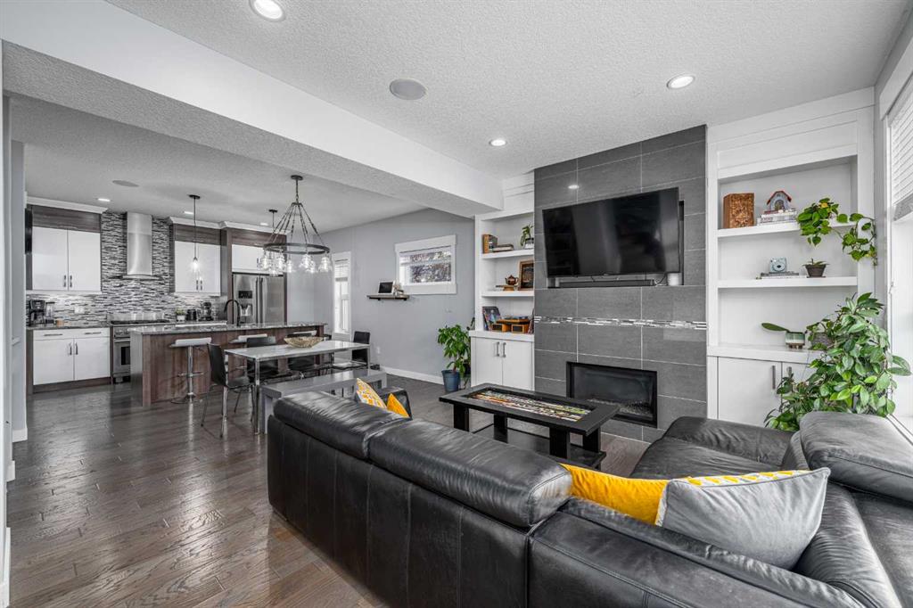 2432 24A Street SW #1 photo 5