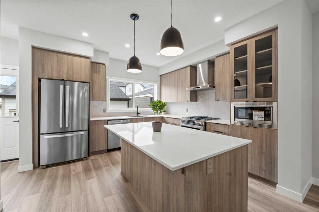 46 Versant View SW photo 3