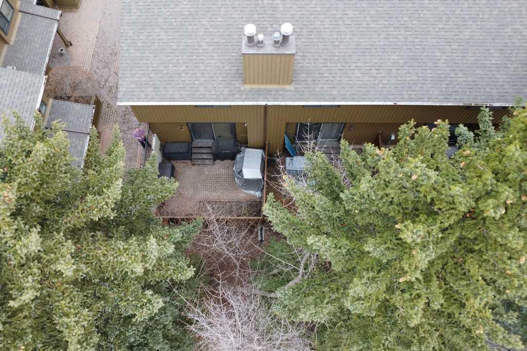 3131 63 Avenue SW #425 photo 2