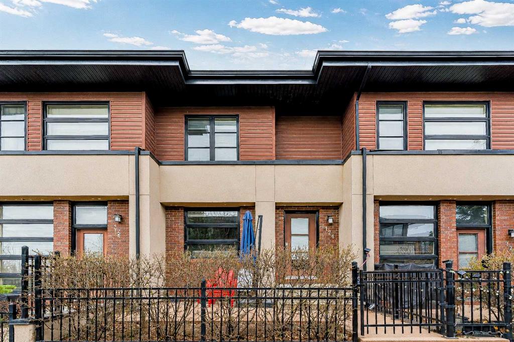 124 Aspen Hills Villas SW photo 2