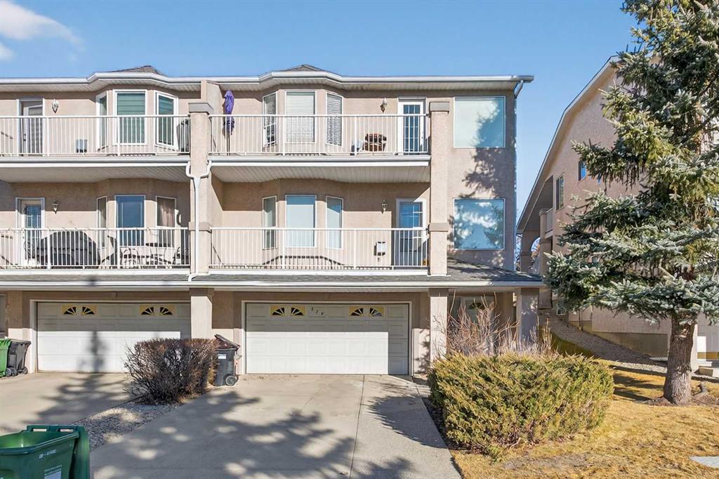 320 Sierra Morena Green SW photo 2