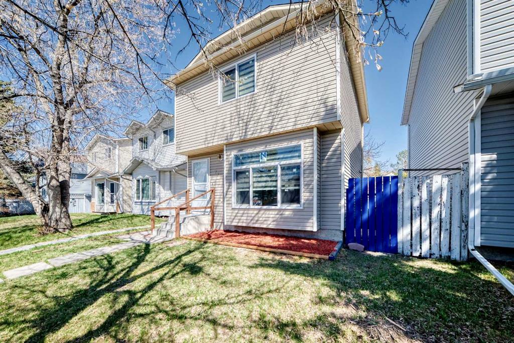77 Martinbrook Road NE photo 3