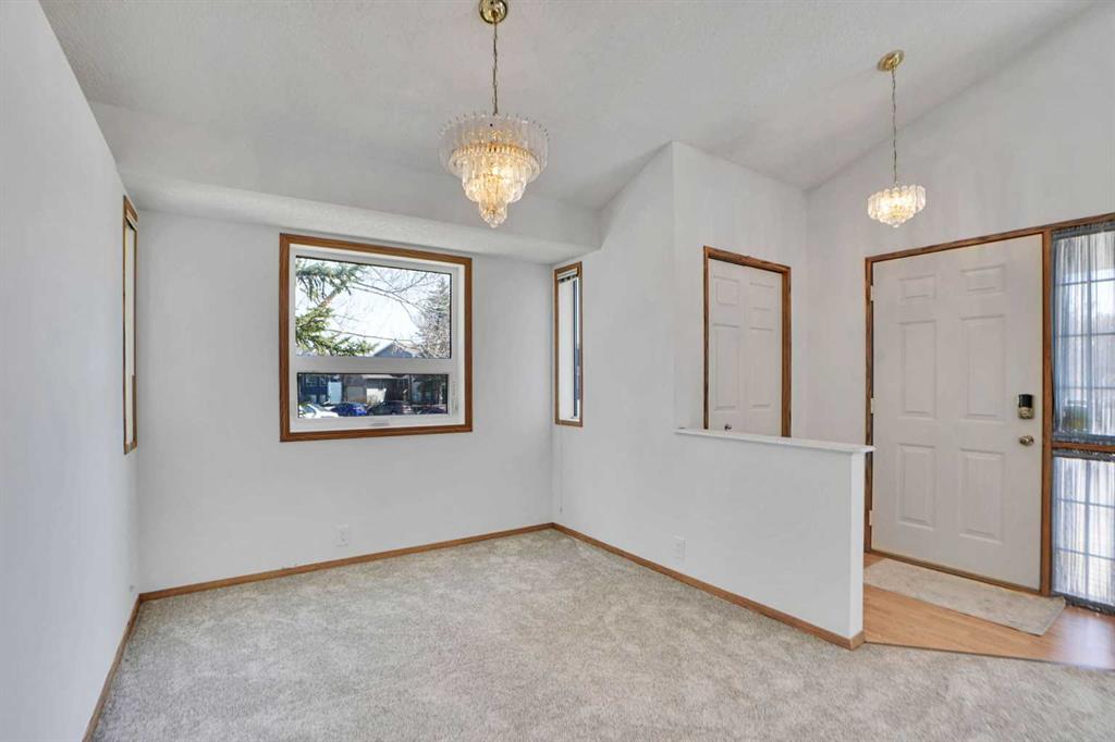 90 Martinridge Crescent NE photo 5