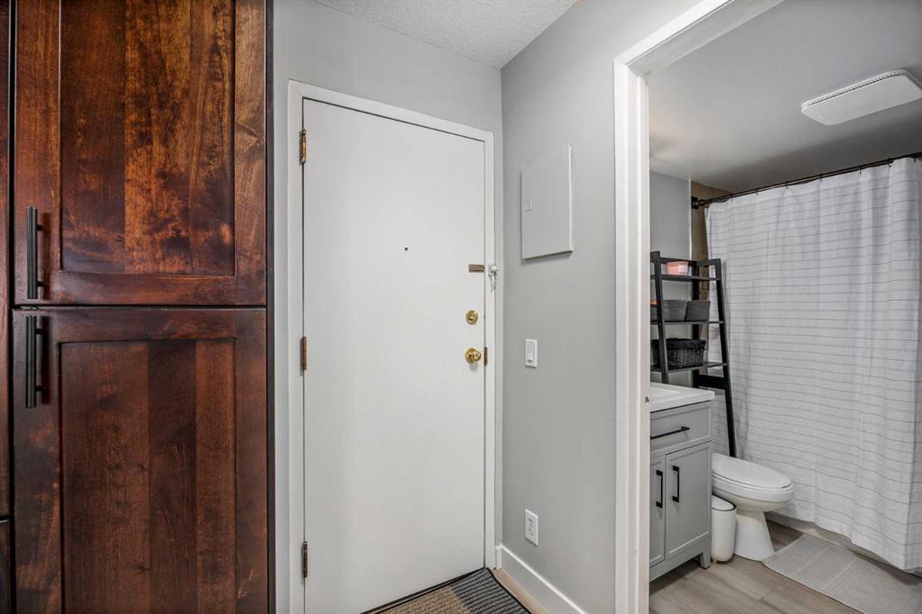828 4A Street NE #201 photo 4
