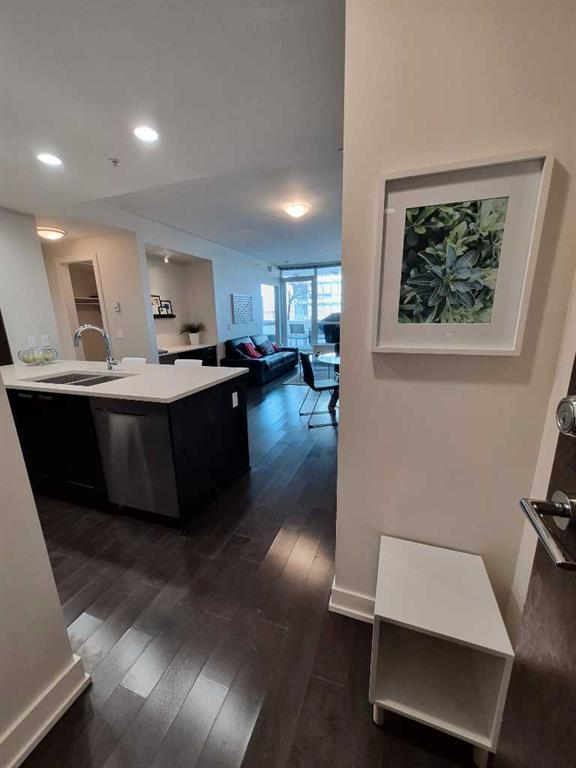 222 Riverfront Avenue SW #722 photo 4