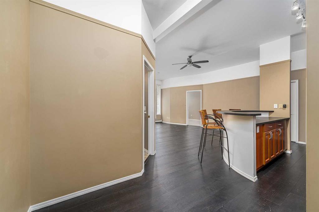 1410 2 Street SW #214 photo 4
