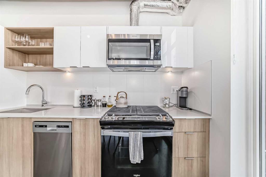 1319 14 Avenue SW #302 photo 5