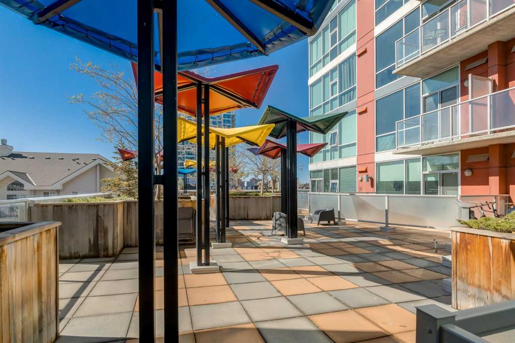 135 13 Avenue SW #2010 photo 3