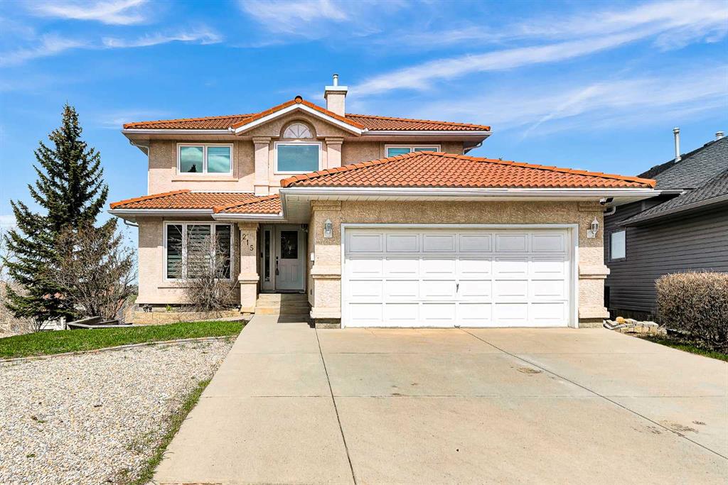 215 Edgevalley Mews