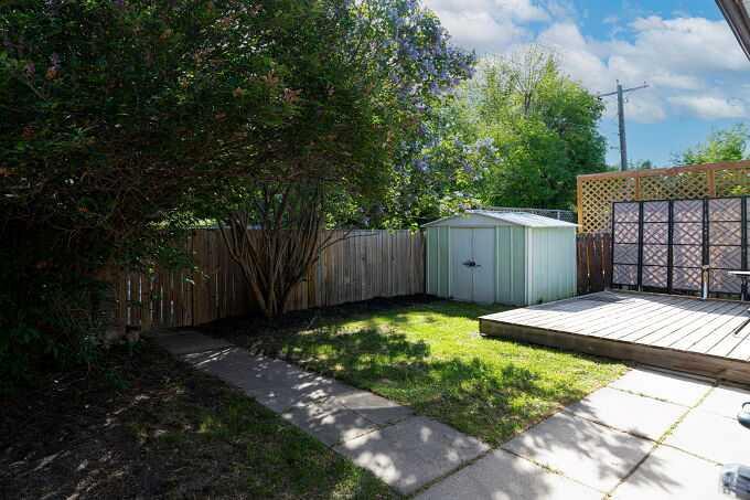 801 Canfield Way SW photo 3