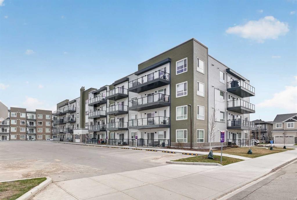 33 Carringham Gate NW #1206