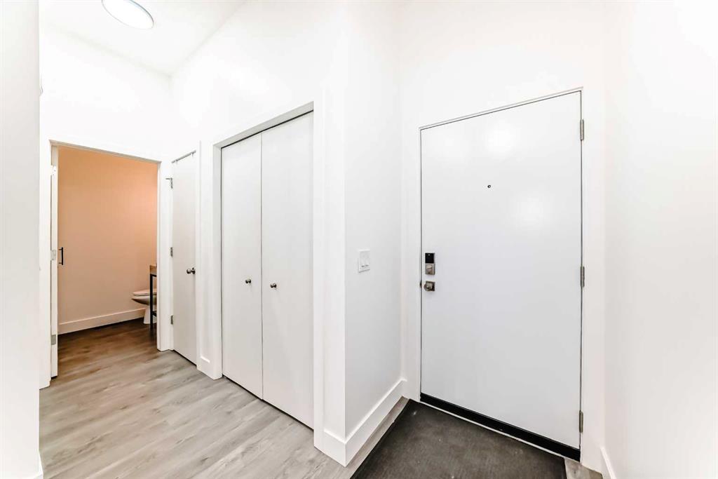 1212 13 Street SE #303 photo 4