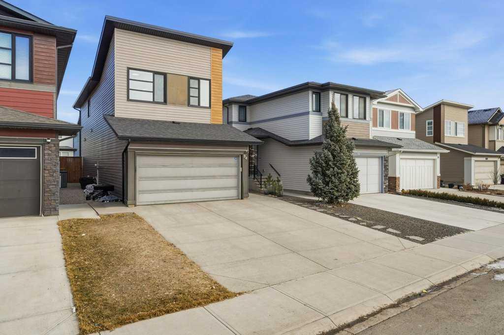 34 Walgrove Link SE photo 2
