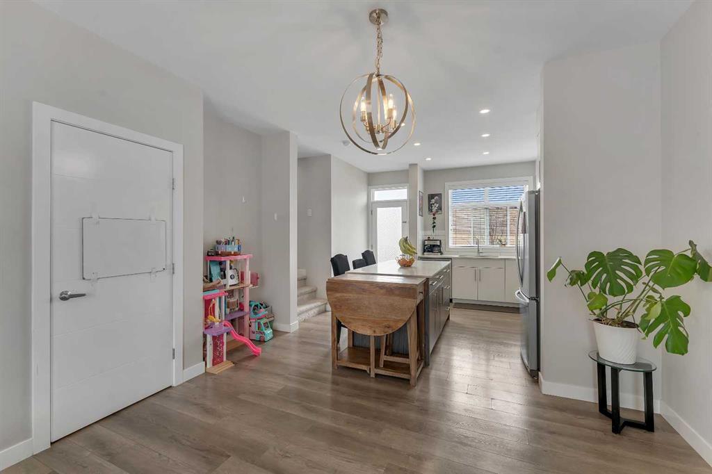 136 Sage Meadows Gardens NW photo 5