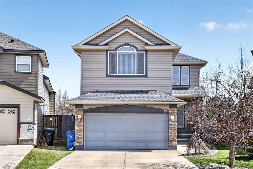 99 Evansmeade Crescent NW photo 4