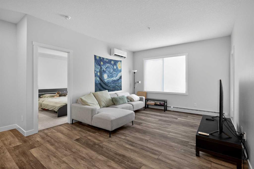 55 Wolf Hollow Crescent SE #301 photo 2