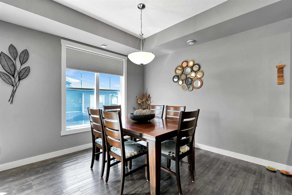 410 Cranford Walk SE photo 4