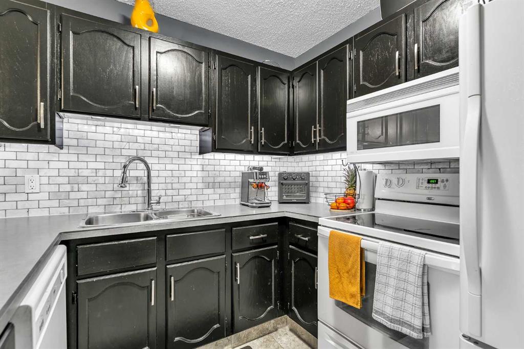 1001 68 Avenue SW #305 photo 4